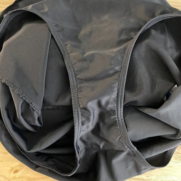 Swimsuits For All One Piece Swimsuit Dress‎ Black Solid Women's Size 18 - Picture 5 of 7